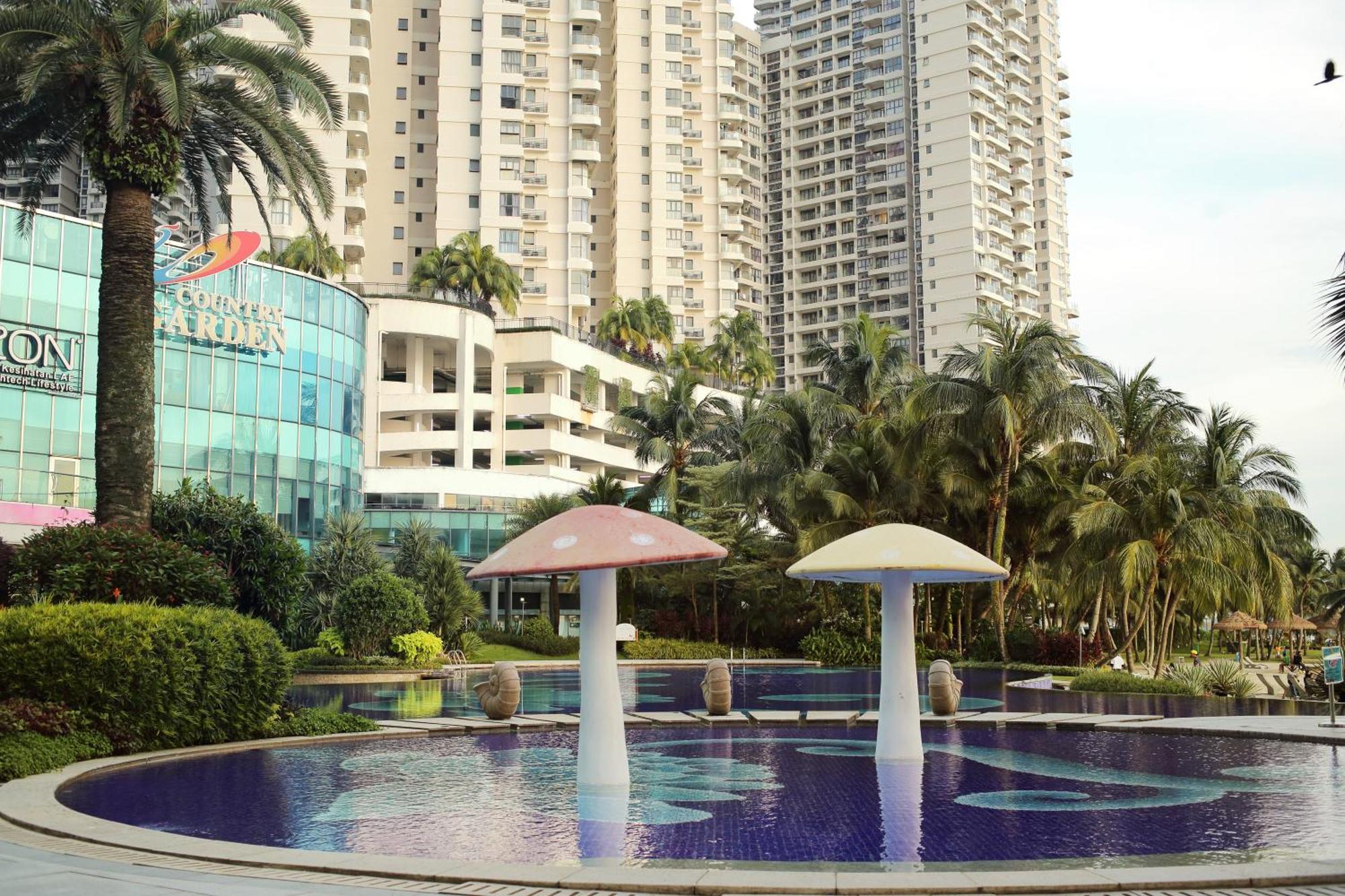 Kid-loving Poolside Haven - 2br - Netflix - Games *