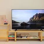 Kid-Loving Poolside Haven - 2Br - Netflix - Games