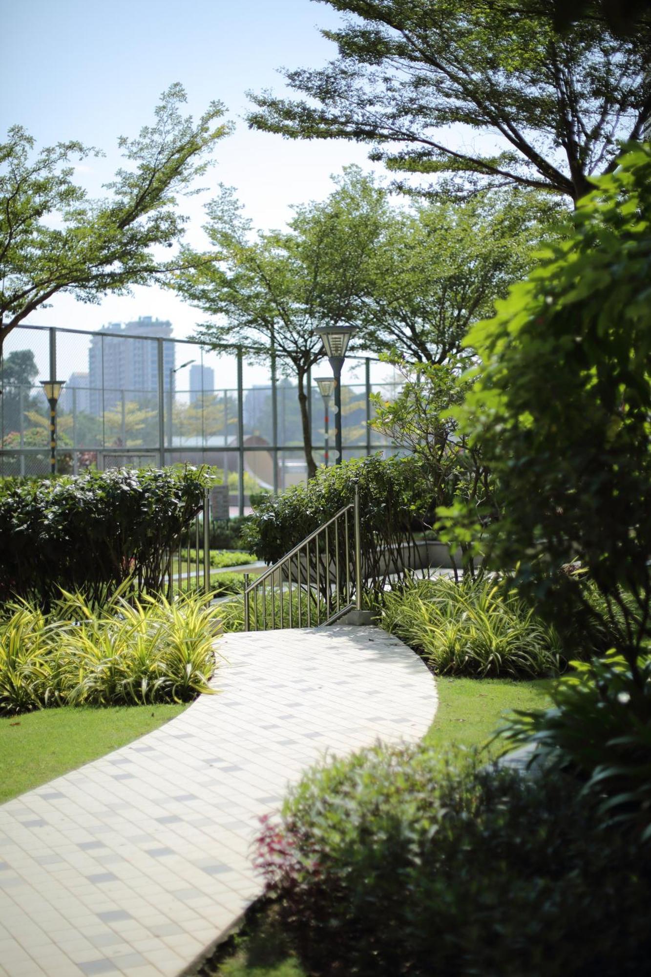 Kid-loving Poolside Haven - 2br - Netflix - Games Johor Bahru