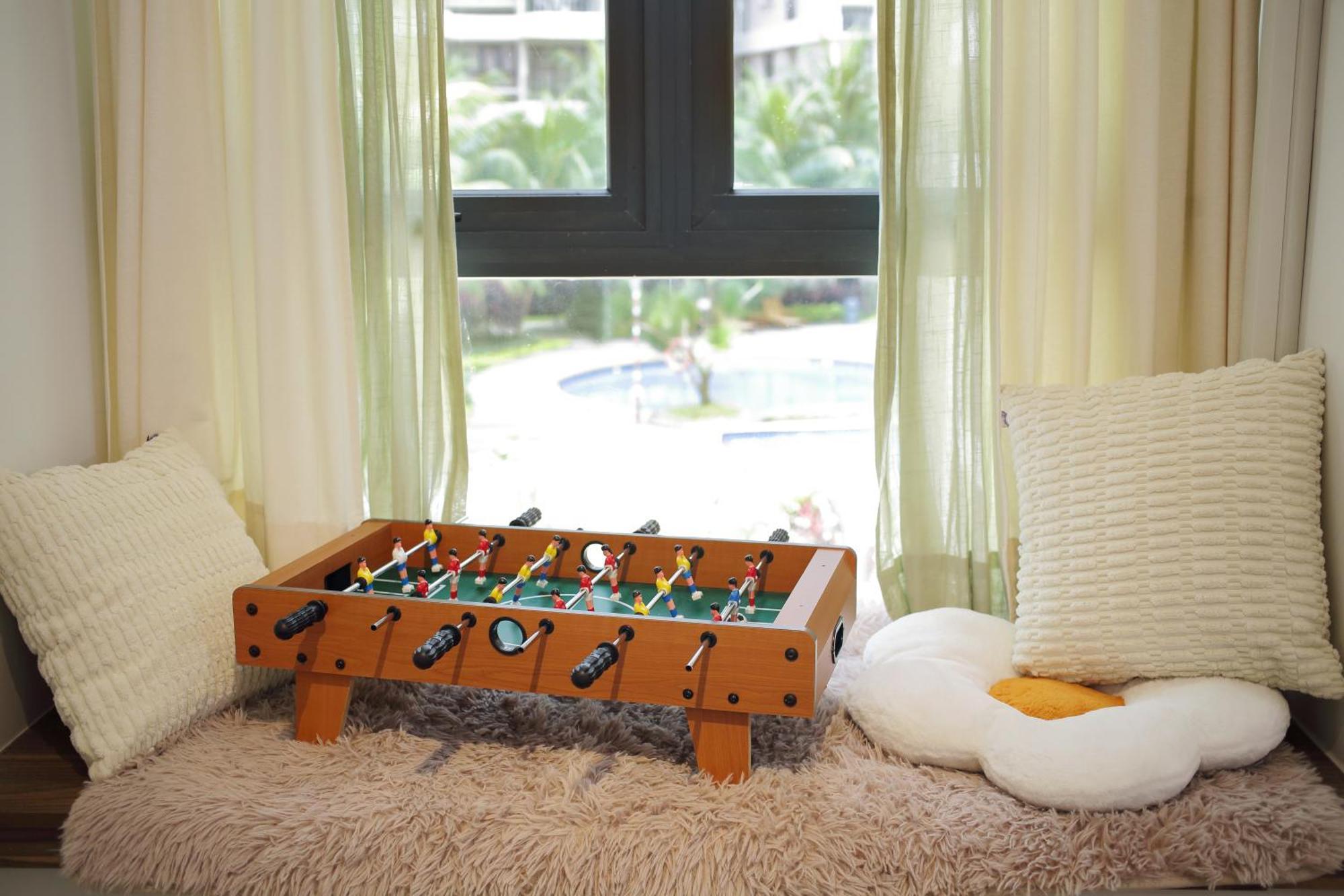 Kid-loving Poolside Haven - 2br - Netflix - Games Apartment *