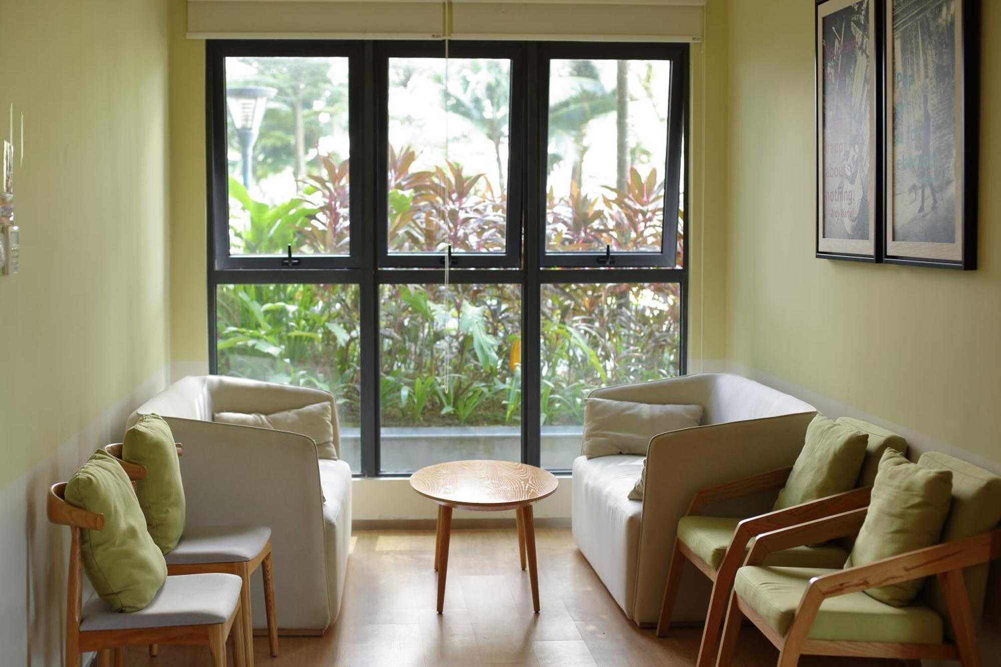 Kid-loving Poolside Haven - 2br - Netflix - Games